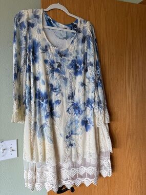 Women's Ivory Tunic with Blue Floral Print